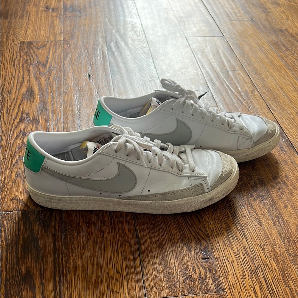 Nike White and Teal Sneakers